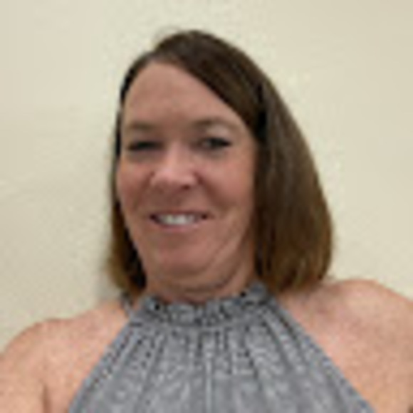 Meet your Posher, Christa - Picture 1 of 1